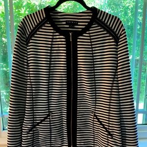 Black and White Stripped Blazer XL